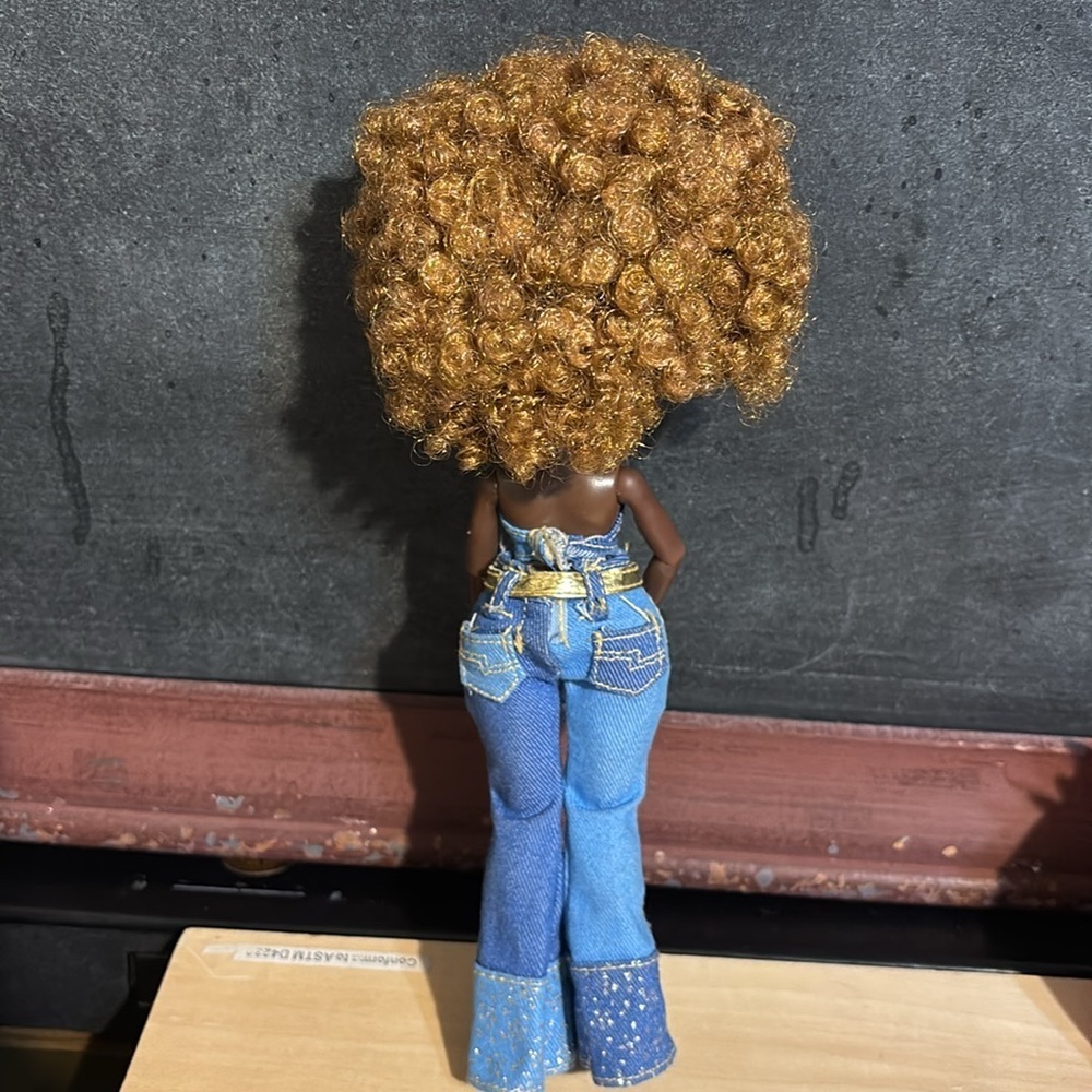 LOL  Doll with Curly Hair and Denim Outfit - Picture 2 of 4